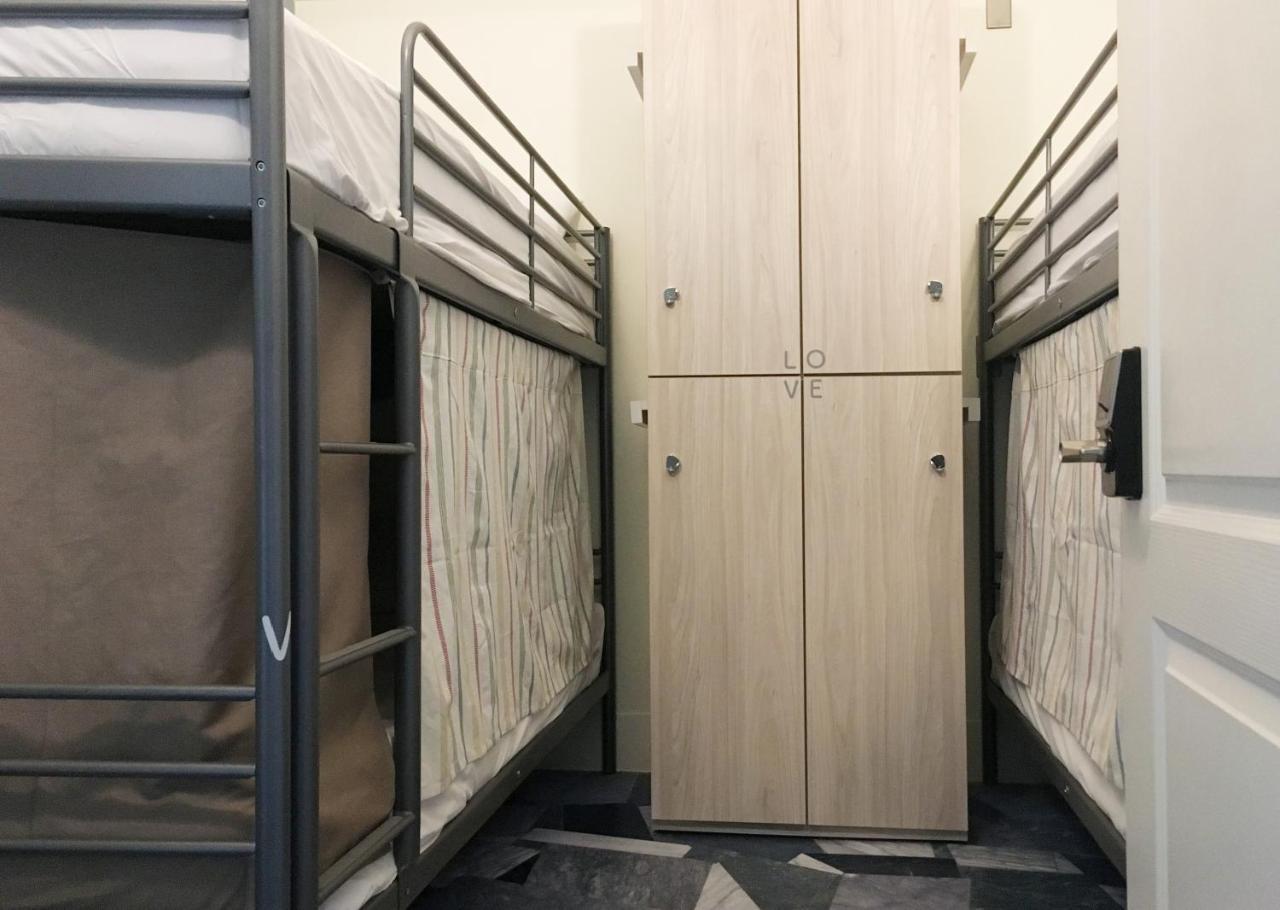 Tainan Gu Hostel Ngoại thất bức ảnh