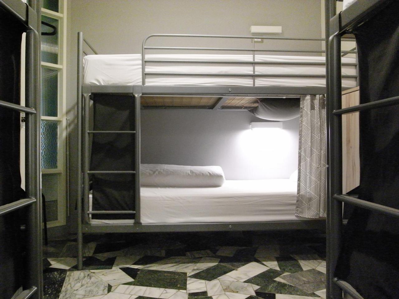 Tainan Gu Hostel Ngoại thất bức ảnh